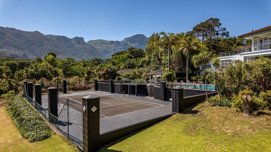 7 Bedroom Property for Sale in Constantia Western Cape